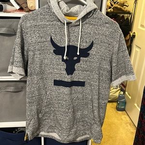 Project Rock Under Armour short sleeve sweater